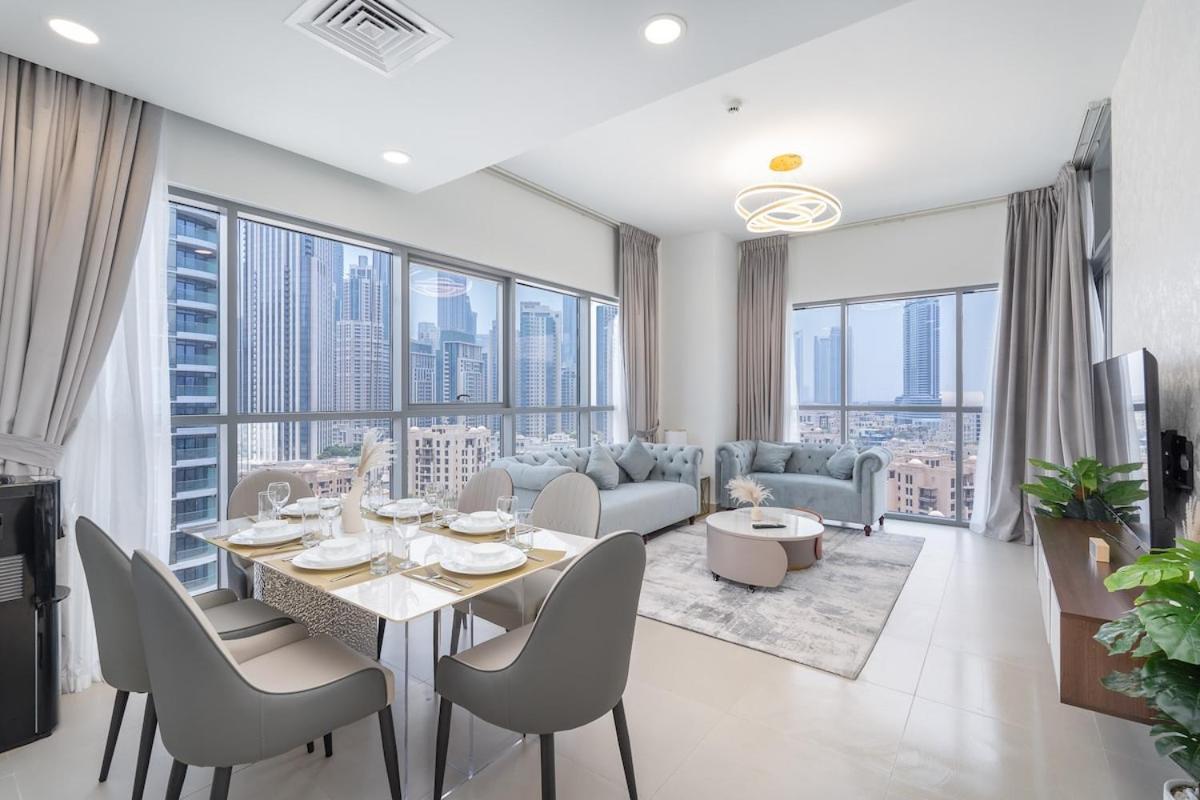 Cool 4-Bedroom Apartment With Burj Views At Bellevue Tower In Downtown ดูไบ ภายนอก รูปภาพ