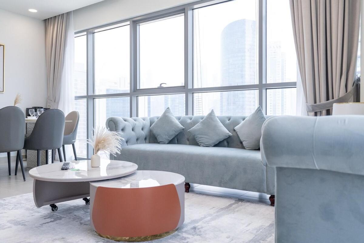 Cool 4-Bedroom Apartment With Burj Views At Bellevue Tower In Downtown ดูไบ ภายนอก รูปภาพ